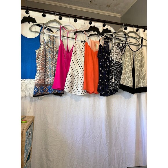 Women’s tank top bundle size small - Picture 4 of 12